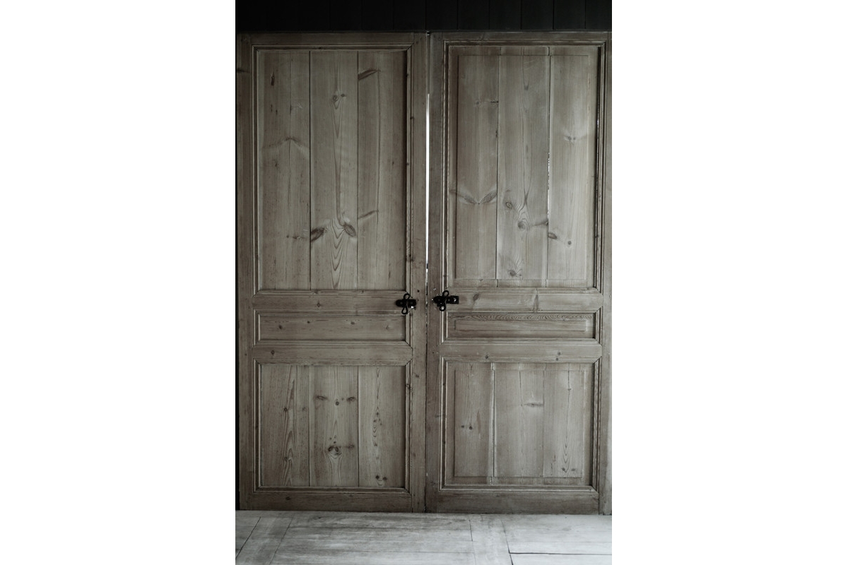 Porte double en bois